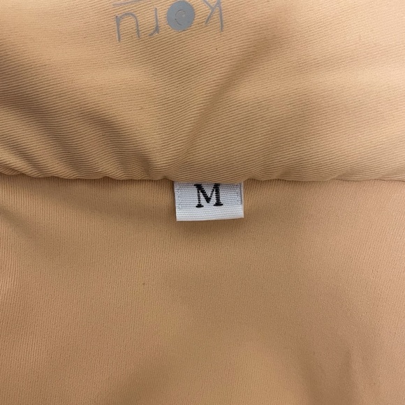 Koru Swimwear Tan Nude White Bandeau Bikini Top NWT Medium No Padding Swirl Bow - Picture 12 of 12